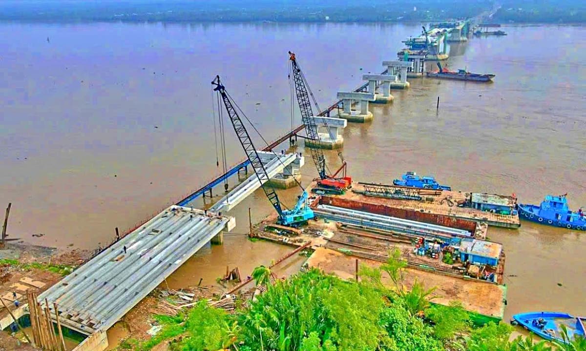 Quy mô nhân lực và thiết bị